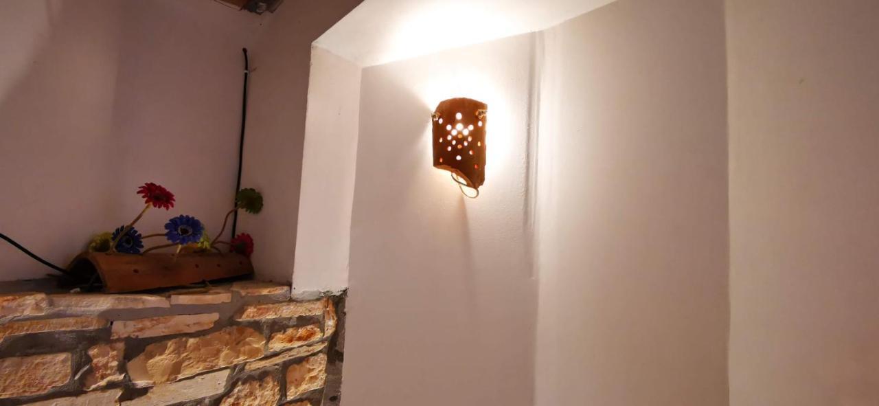 Eti And Mia Holiday Apartments Muntic Екстер'єр фото