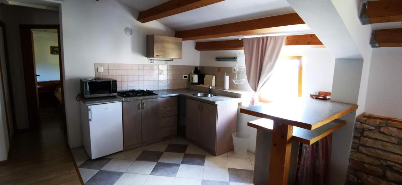Eti And Mia Holiday Apartments Muntic Екстер'єр фото